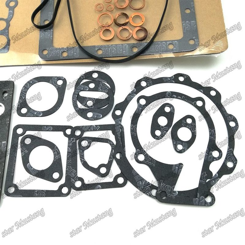D1105 مجموعة الصمامات الكاملة الصمامات الرأس 1G063-03310 العلوية 1G062-99352 السفلية 1G062-99365 مناسبة لـ Kubota