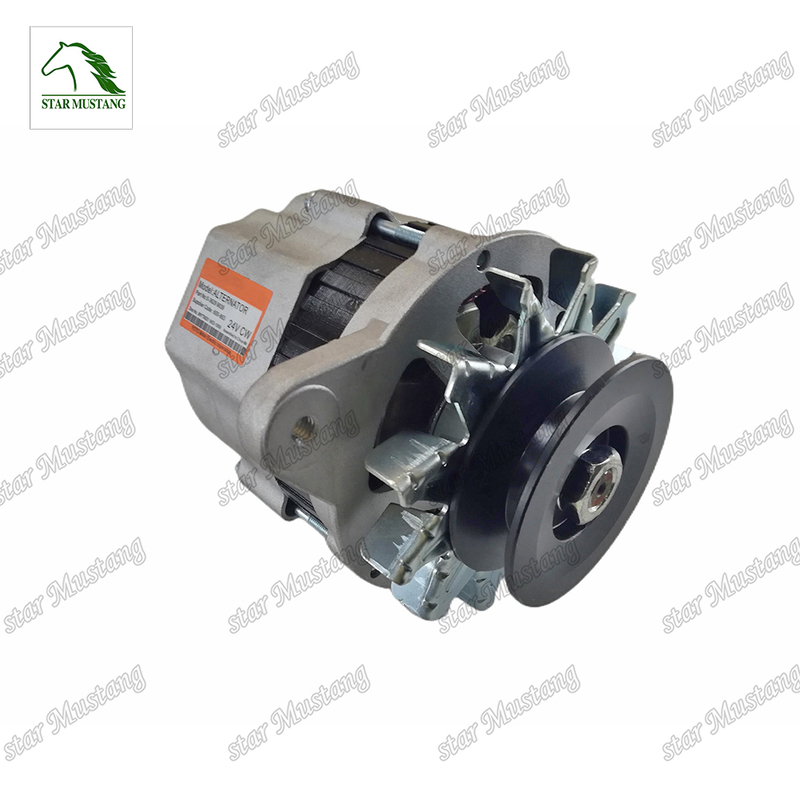 مولد كهربائي لمحرك ديزل أصلي 4D95 PC60-5 24 فولت 30 أمبير 600-821-3850